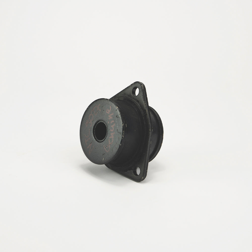 REAR RADIUS ARM BUSHING